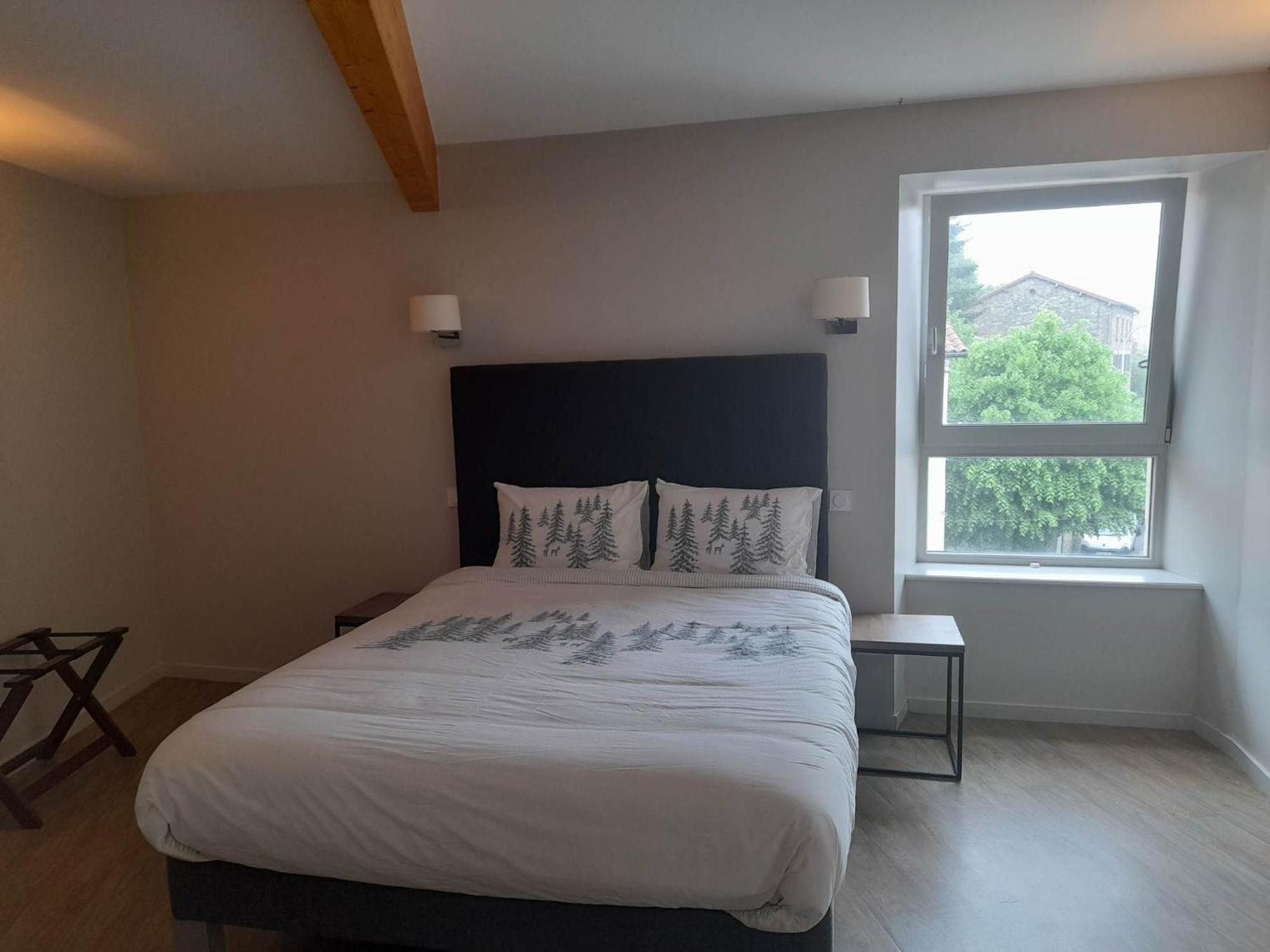 Auberge Du Vernet - Le Pin Solitaire Hotel L'Estrade Luaran gambar